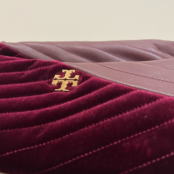 Tory Burch Kira Chevron Velvet Convertible Shoulder Bag - Picture 4 of 16